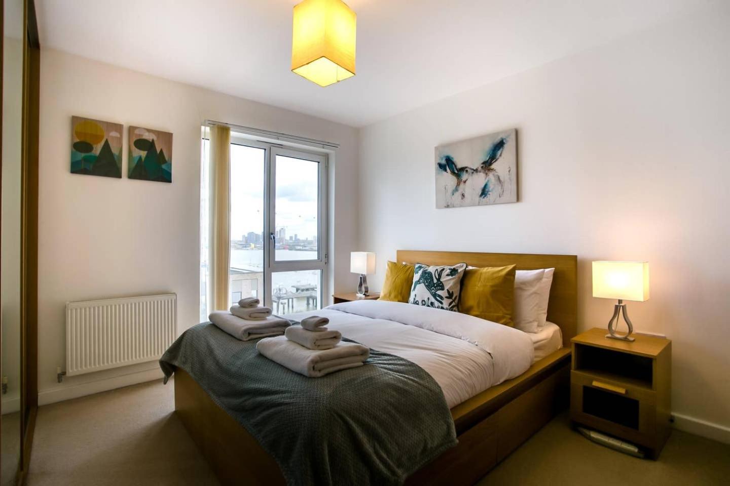 Guestready - Comfort By The Thames, W/ Balcony ลอนดอน ภายนอก รูปภาพ