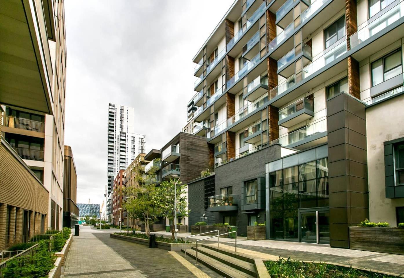 Guestready - Comfort By The Thames, W/ Balcony ลอนดอน ภายนอก รูปภาพ